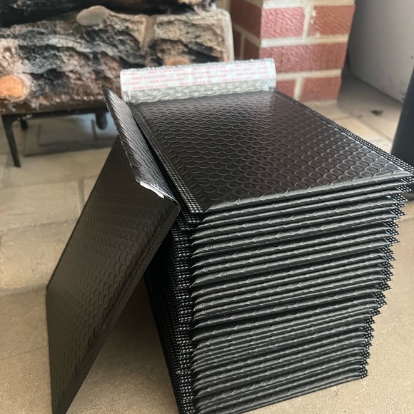Black Bubble Mailers (50 pc) 6x9 Padded Waterproof Kraft Envelope Shipping - Picture 7 of 8